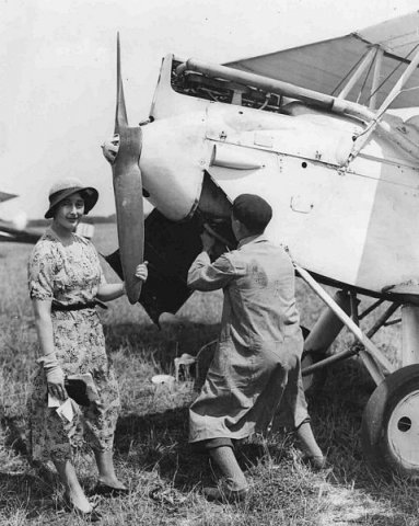 delia crossley 0751-0055